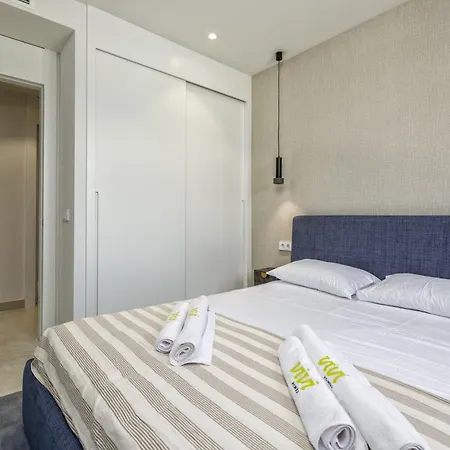 Vivi Homes - Panorama Pool, Golf, Terrace & Sea View