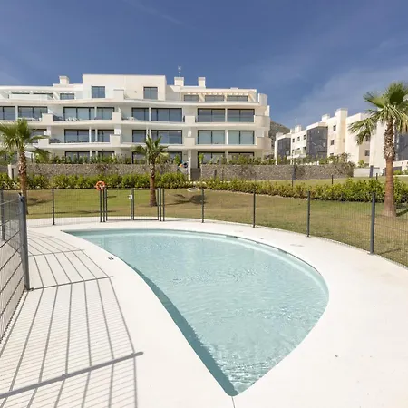 Vivi Homes - Panorama Pool, Golf, Terrace & Sea View Fuengirola
