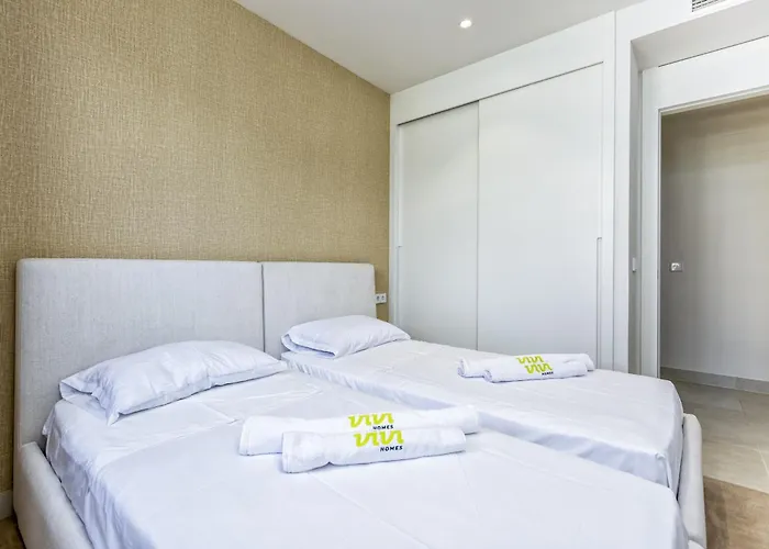 Vivi Homes - Panorama Pool, Golf, Terrace & Sea View