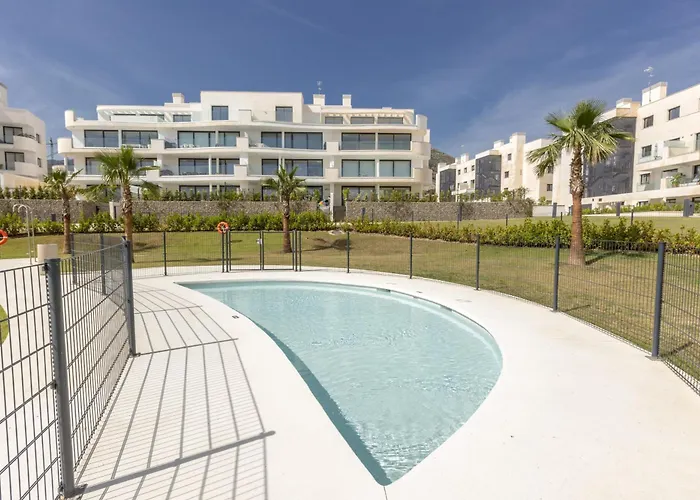 Vivi Homes - Panorama Pool, Golf, Terrace & Sea View Fuengirola