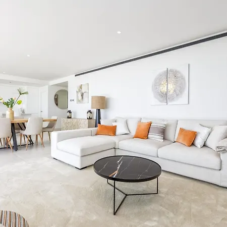 Vivi Homes - Panorama Pool, Golf, Terrace & Sea View Фуенхірола